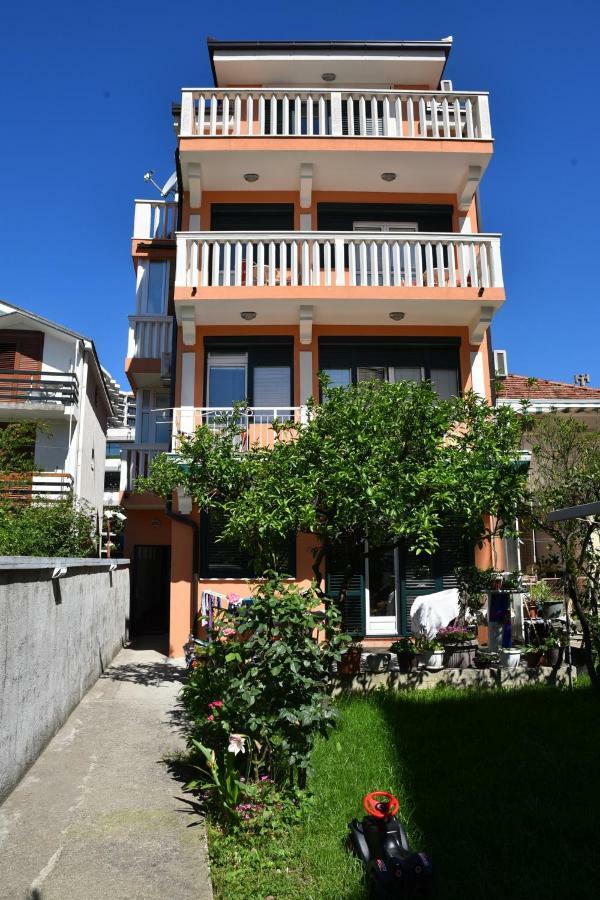Grifone Igalo Appartement Herceg Novi Buitenkant foto
